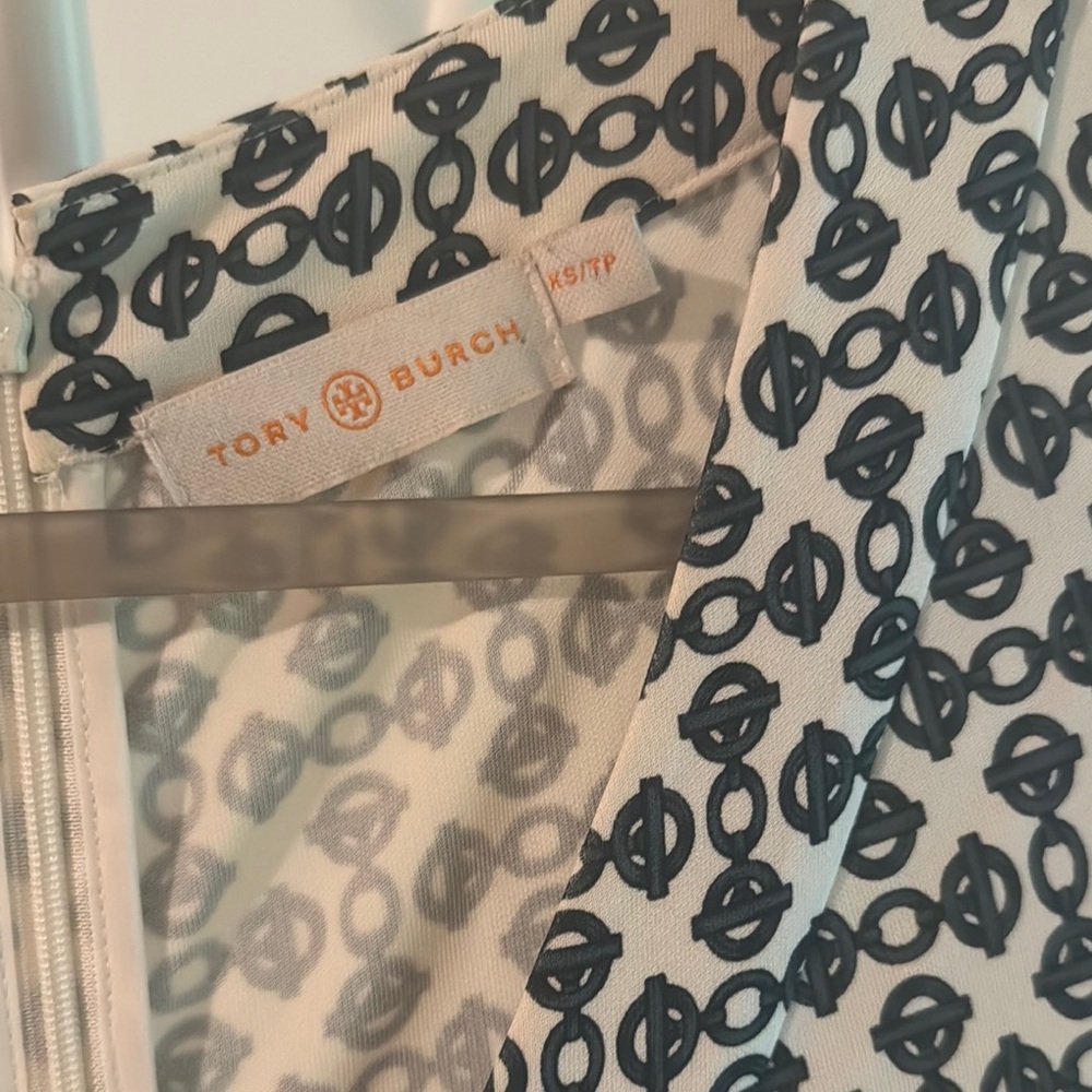Tory Burch Patterned Long Sleeve Dress - Picture 3 of 9